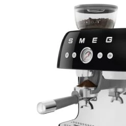 Smeg 50's Style Handmatige Espressomachine 2,4 Liter Zwart -Servies Verkoop egf03bleu 5 1