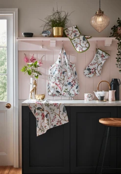 Ulster Weavers Oriental Birds Theemuts Katoen Crème -Servies Verkoop oriental birds main klein 3